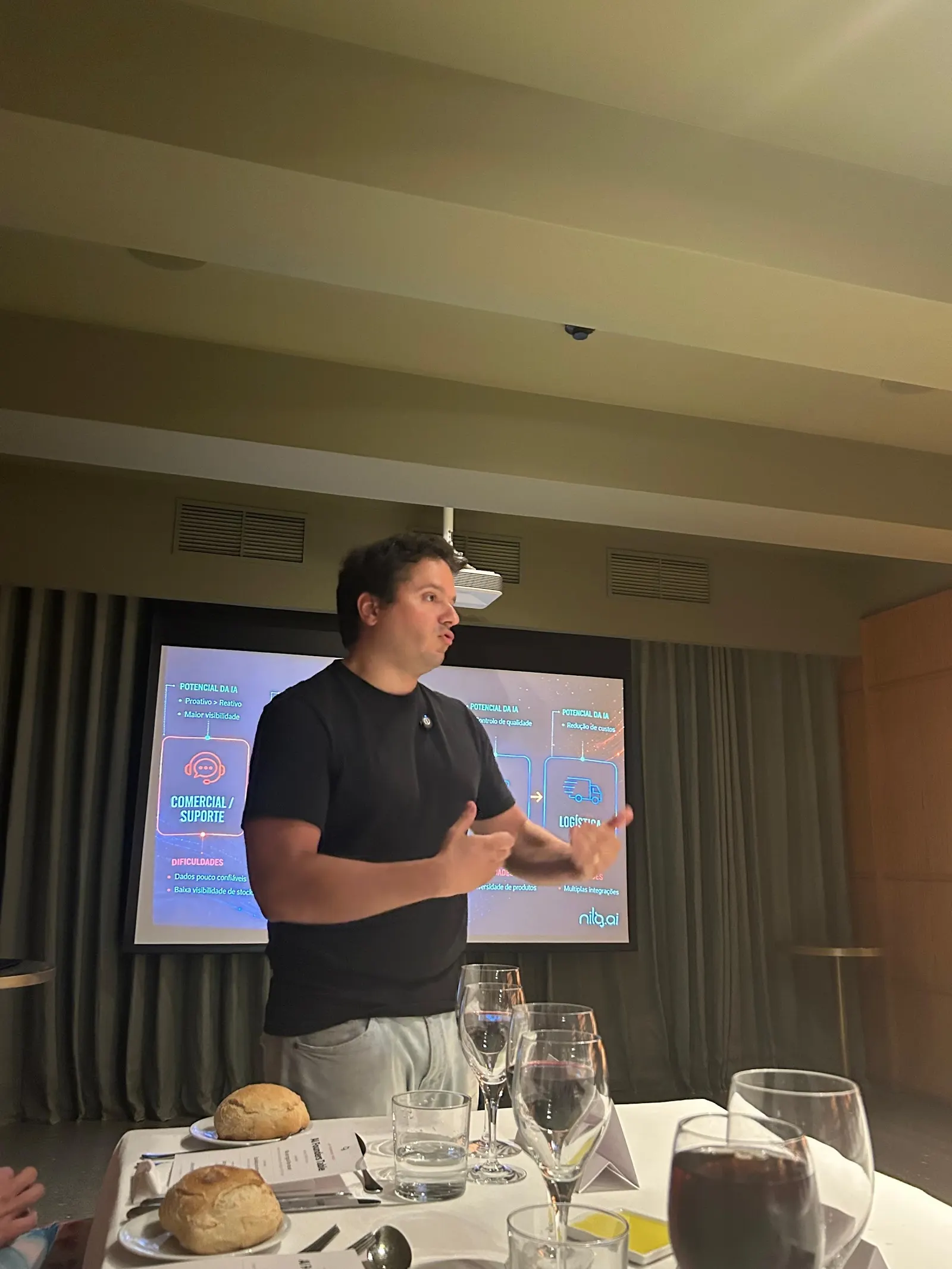 The NILG.AI team opening the conversation about AI in manufacturing